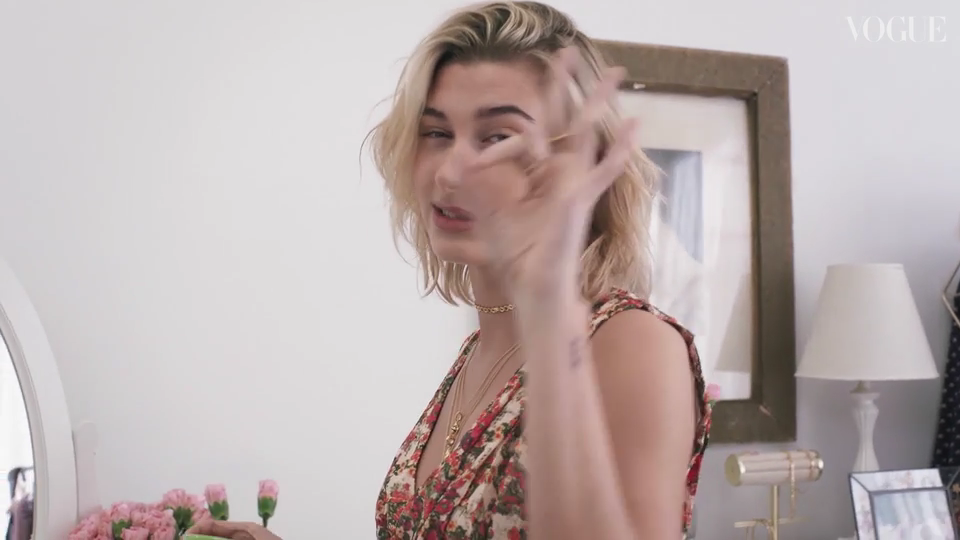 vogue114.png