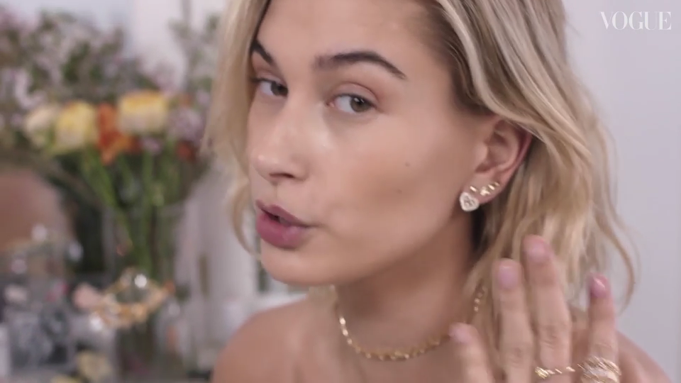 vogue421.png