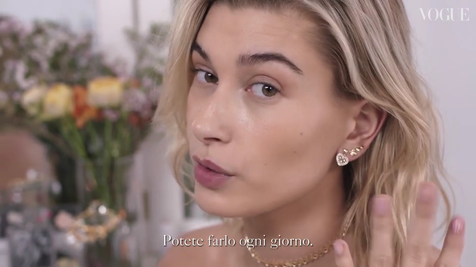 vogue422.png
