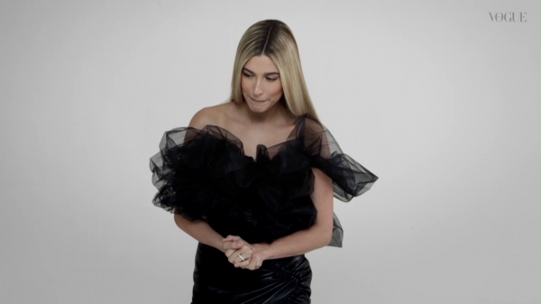 VOGUE146.png