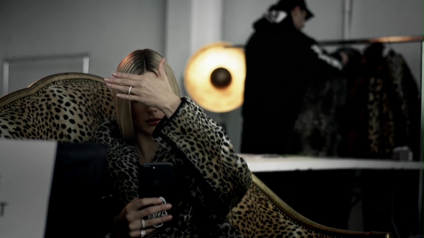 VOGUE21.png