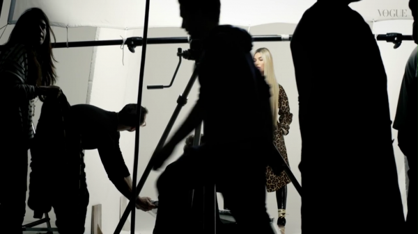 VOGUE59.png