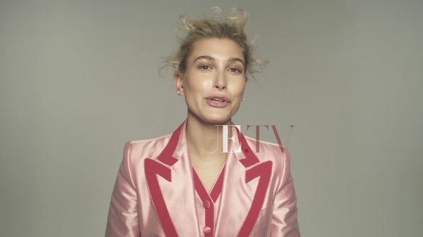 vogue381.png