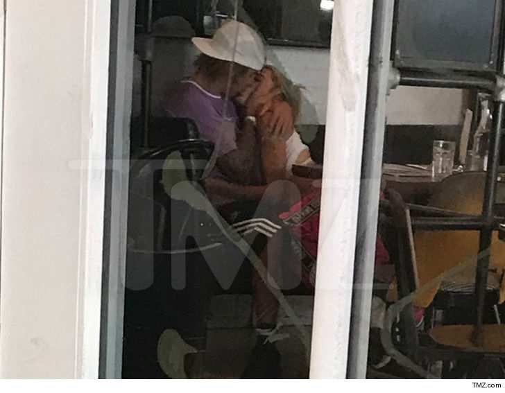 DjD31oJXcAY0zPI.jpg