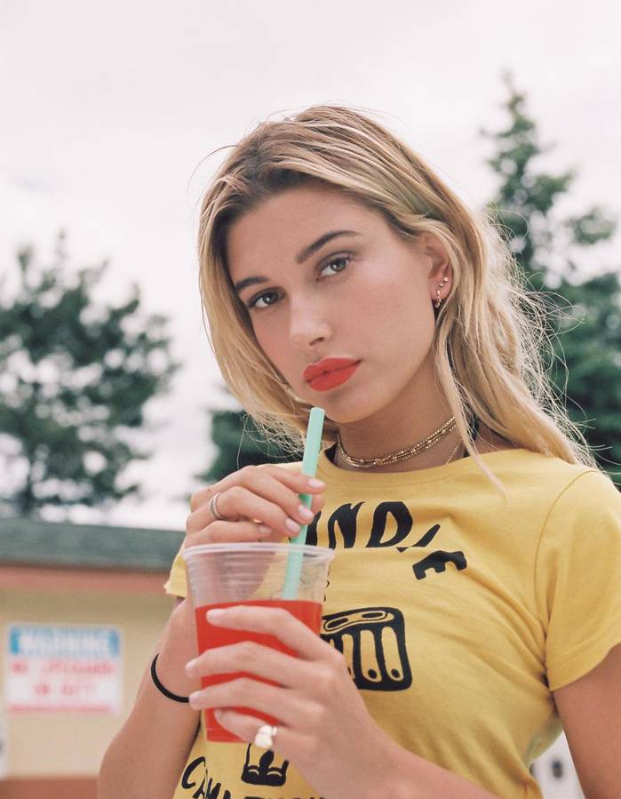 PretaLiker-Hailey-Baldwin-nouvelle-egerie-Eleven-Paris.jpg