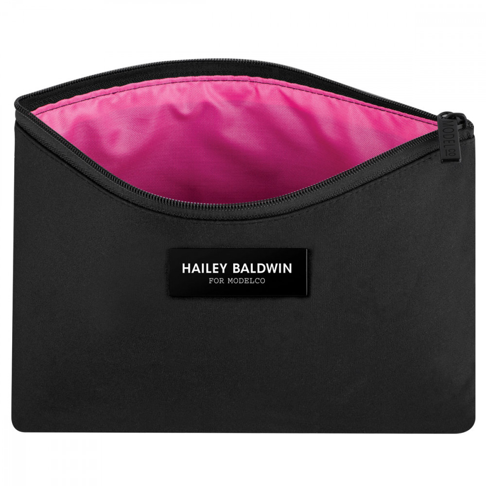 cosmetic-bag-open-1200.jpg