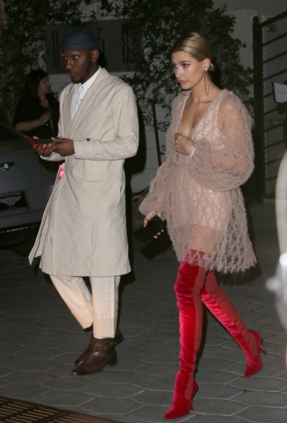163617PCN_HaileyBaldwin001.jpg