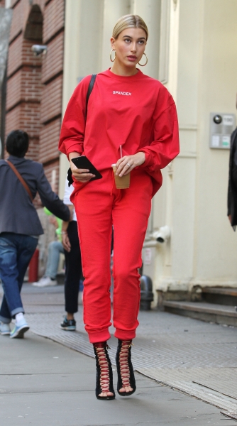 164462PCN_HaileyBaldwin003.jpg