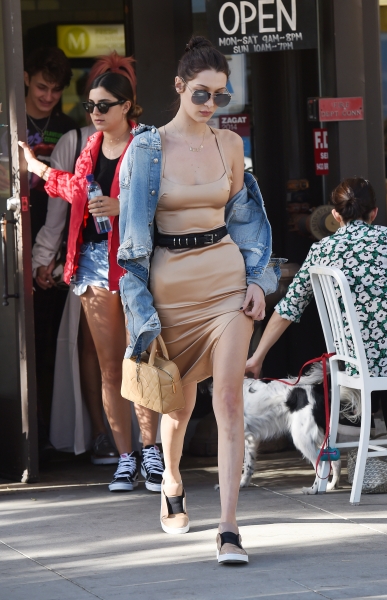 BellaHadid_10112016P_39.jpg