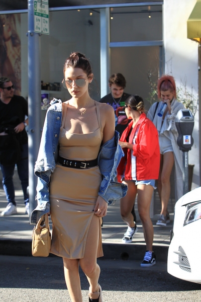 BellaHadid_10112016P_68.jpg