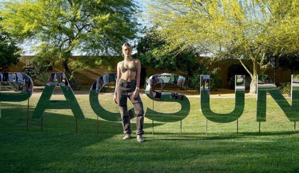 C9jjtvbWsAA4uiv.jpg