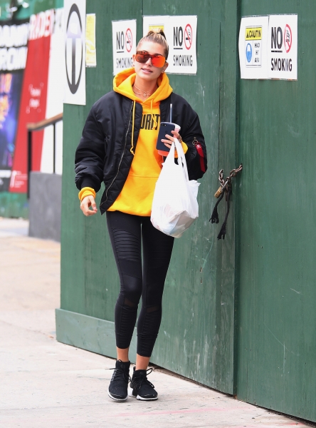 Goff_Hailey_Baldwin_3002040.jpg
