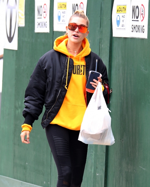 Goff_Hailey_Baldwin_3002047.jpg
