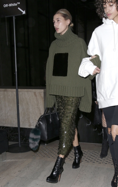 HaileyBaldwin_02032017P1_04.jpg