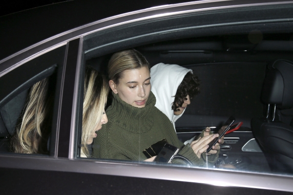 HaileyBaldwin_02032017P1_07.jpg