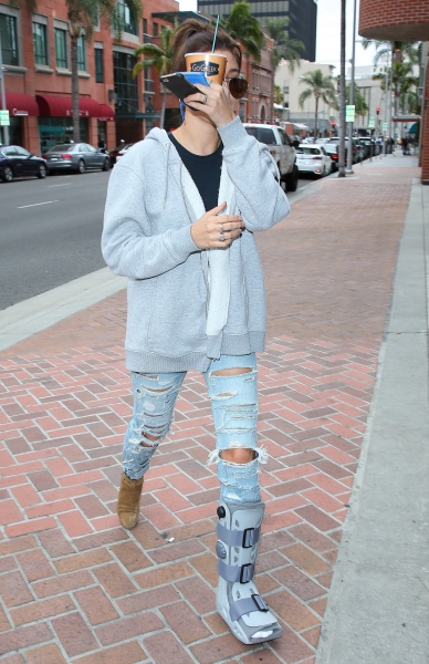 Hailey_28829~5.jpg