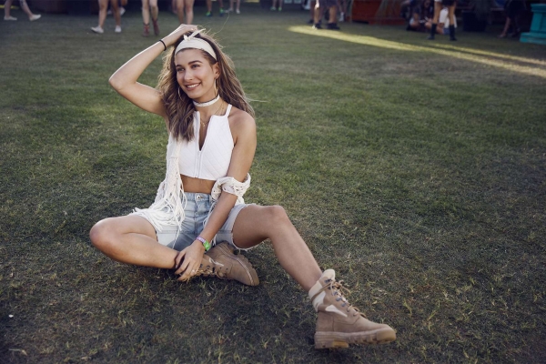 Hailey_Baldwin_004~1.jpg