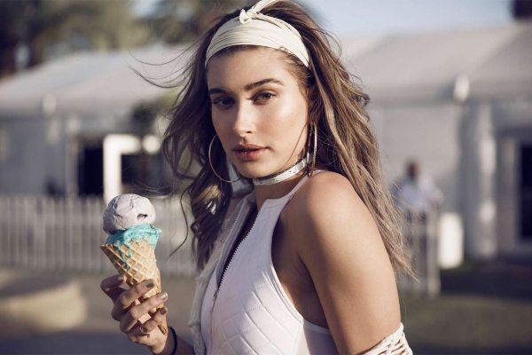 Hailey_Baldwin_009~0.jpg