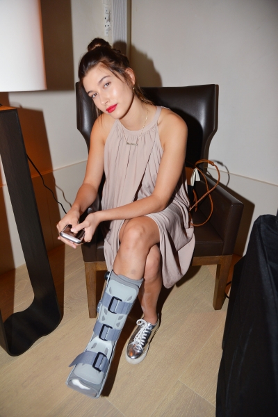Hailey_Baldwin_06~0.jpg