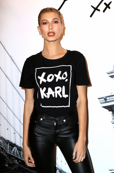 Hailey_Baldwin_282229~2.jpg