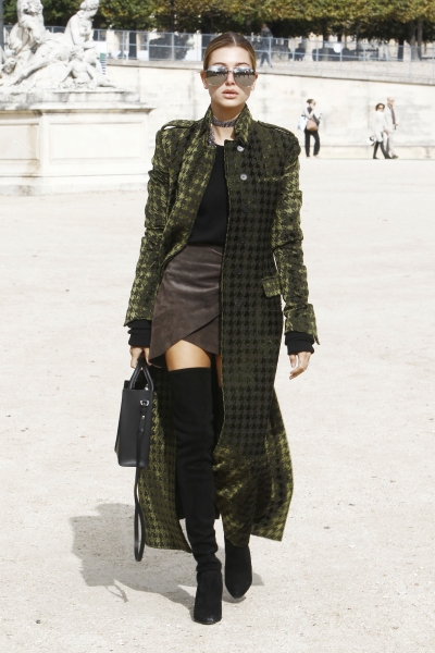Hailey_Baldwin_282429~1.jpg