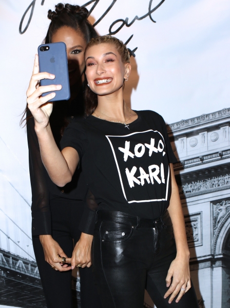 Hailey_Baldwin_283029~2.jpg
