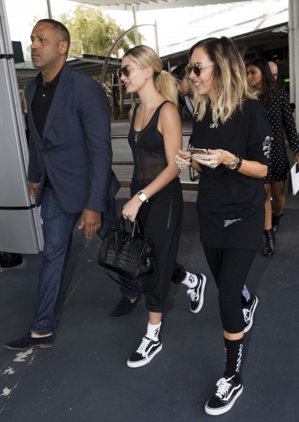 Hailey_Baldwin_283029~4.jpg