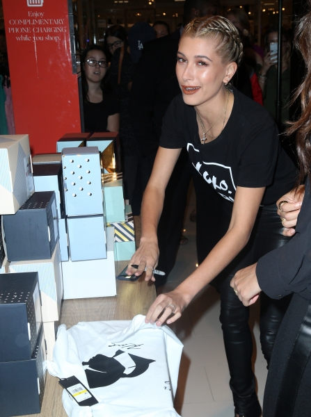 Hailey_Baldwin_287629.jpg