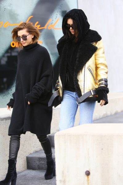 MCFan_for_Celeblounge_HQCelebCorner03-01-2017_08-58Kendall_Jenner2C_Hailey_Baldwin_13.jpg