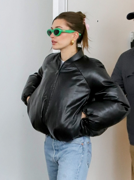 MEGA926543_Hailey_Bieber_004.jpg
