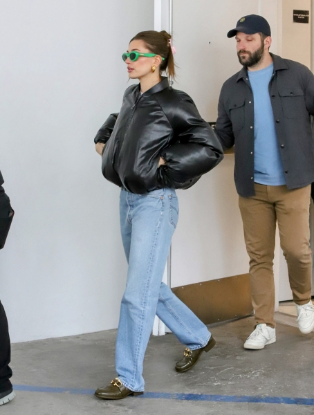 MEGA926543_Hailey_Bieber_005.jpg