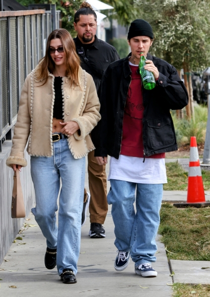 MEGA928106_Justin_Bieber_Hail_007.jpg