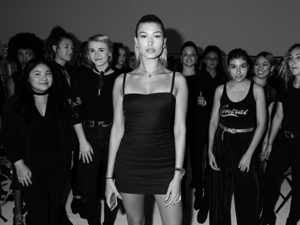MoschinoBackstage_0012.jpg