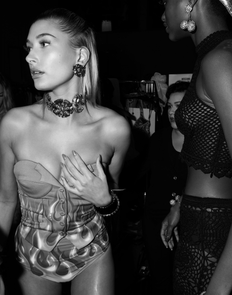 MoschinoBackstage_0017.jpg