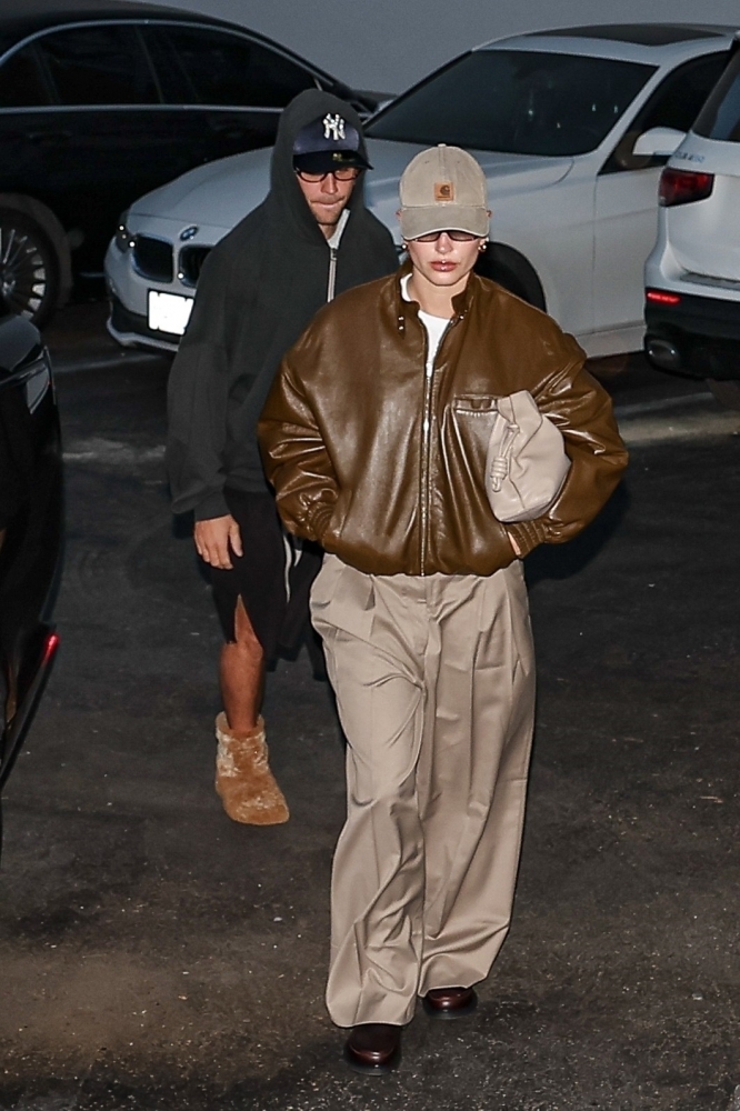 Portal_Hailey_Bieber.jpg