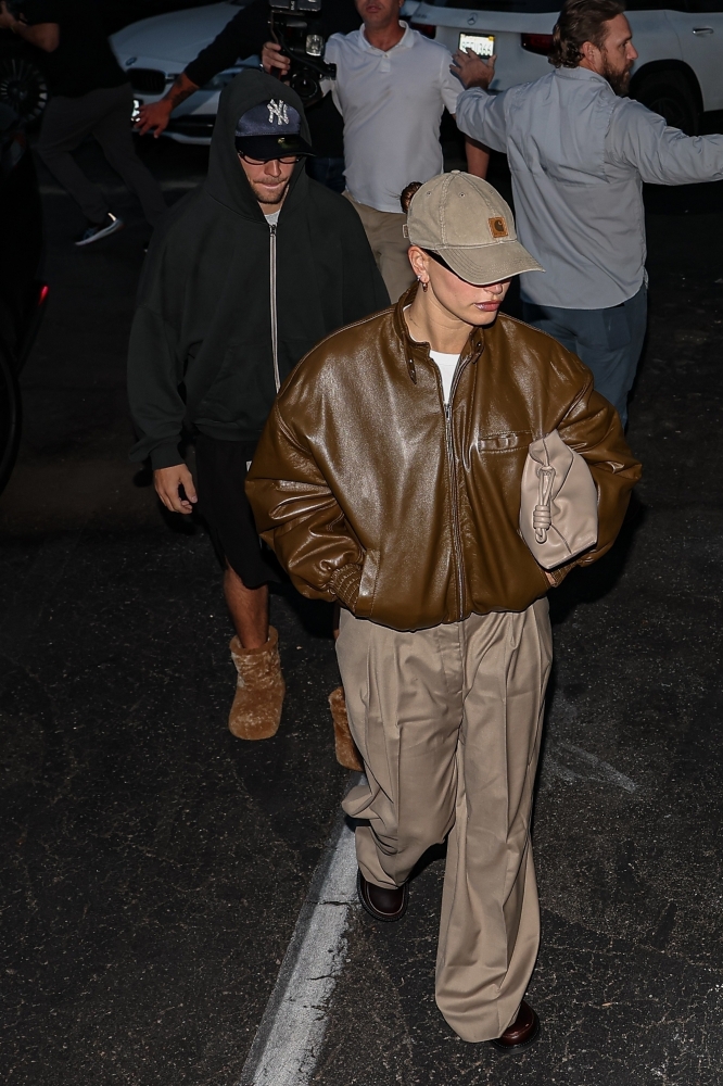 Portal_Hailey_Bieber_282429.jpg