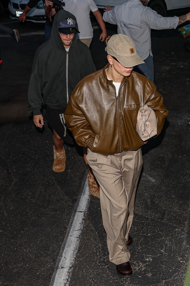 Portal_Hailey_Bieber_282529.jpg