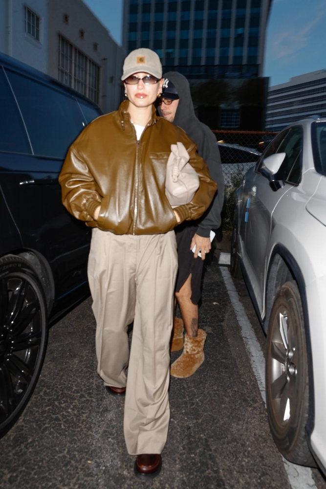 Portal_Hailey_Bieber_283629.jpg