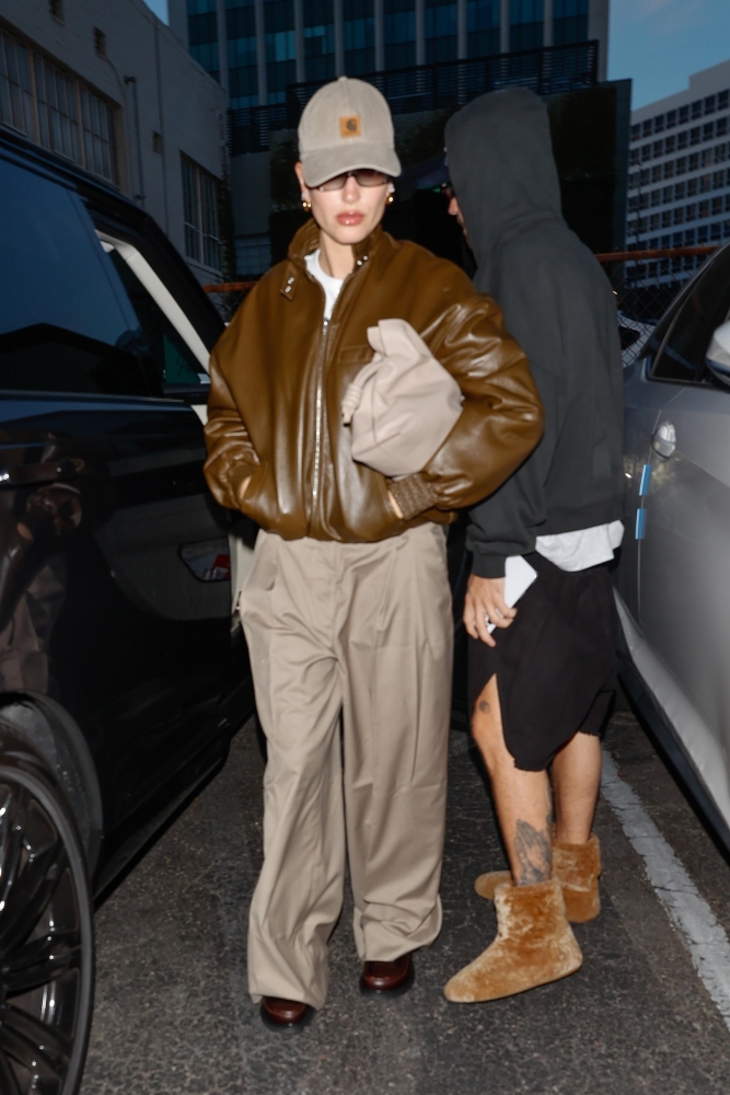 Portal_Hailey_Bieber_283829.jpg