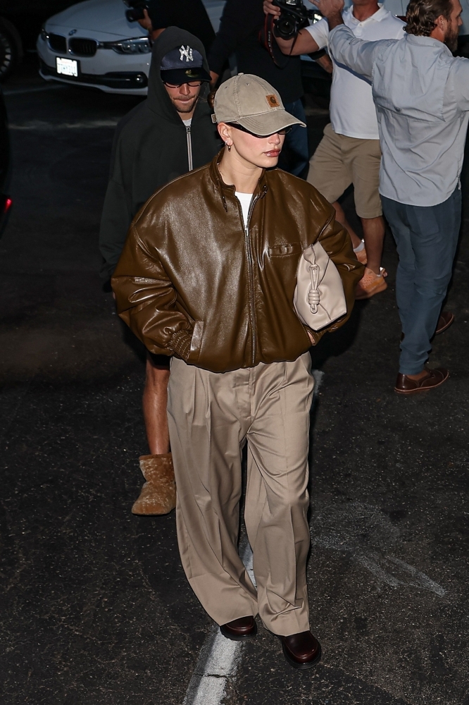 Portal_Hailey_Bieber_28429.jpg