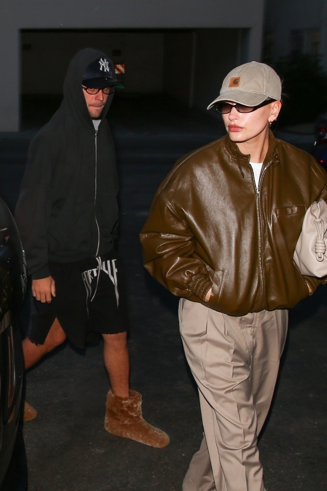 Portal_Hailey_Bieber_285629.jpg