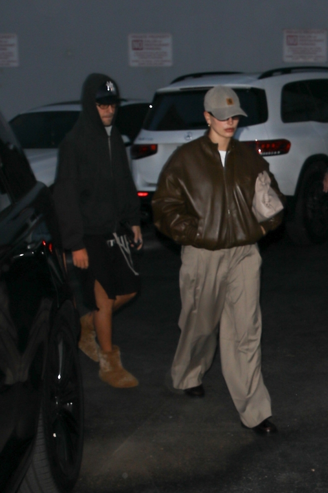 Portal_Hailey_Bieber_287429.jpg