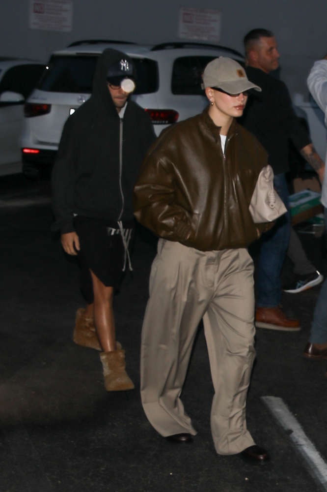 Portal_Hailey_Bieber_287929.jpg