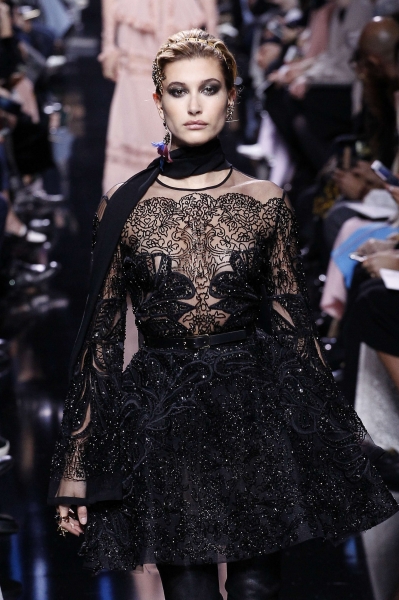 Rex_Elie_Saab_show_8468508CN.jpg