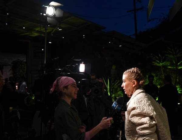 Rex_HM_Conscious_Exclusive_Collection_Dinner_8557285BX.jpg