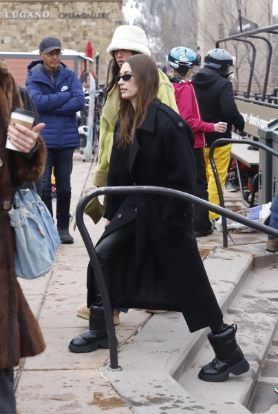 TID_HAILEY_BIEBER_836485.jpg