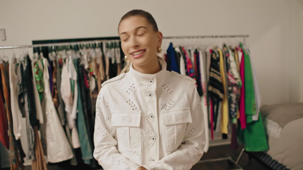 VOGUE209.png