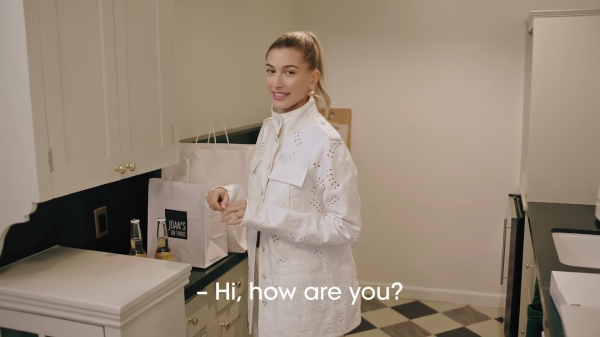 VOGUE246.png