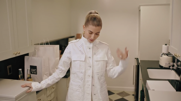 VOGUE253.png