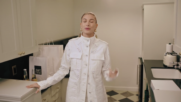 VOGUE261.png